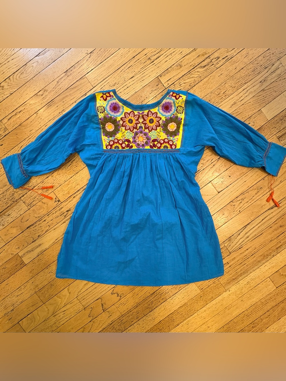 Authentic Mexican Hand-Embroidered Rococo
Peasant Blouse.